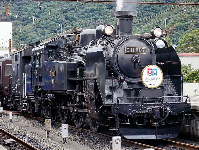 「SL大樹」に「タミヤ・東武ワールドスクウェア」ヘッドマーク