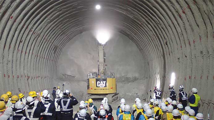 北海道新幹線 渡島トンネル（上ノ湯）他工区が隣接する（上二股）工区へ到達