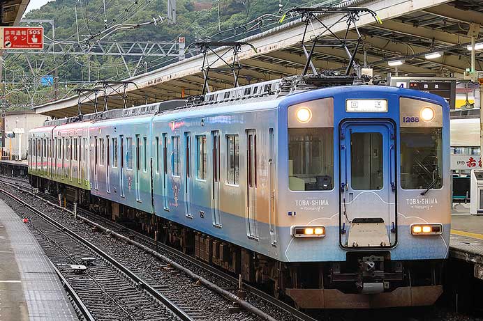 近鉄山田線・志摩線でラッピング車の4両編成運転