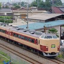 183・189系，臨時特急“あずさ”で活躍