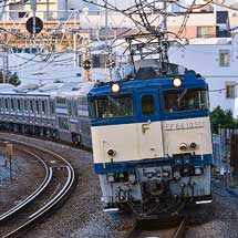 E235系1000番台F-05編成が配給輸送される