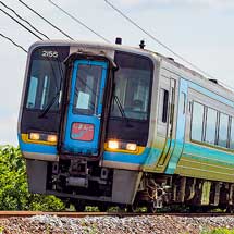 土讃線で特急列車の増車