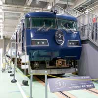 京都鉄道博物館で「WEST EXPRESS 銀河」の特別展示