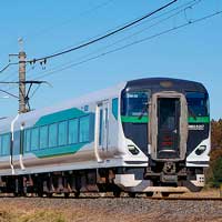 特急&ldquo;開運成田山初詣武蔵野号&rdquo;運転
