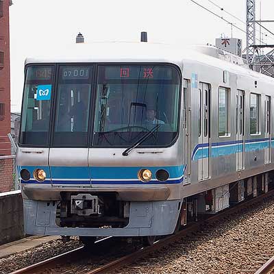 東西線色の07系が千代田線で試運転｜鉄道ニュース｜2008年9月5日掲載