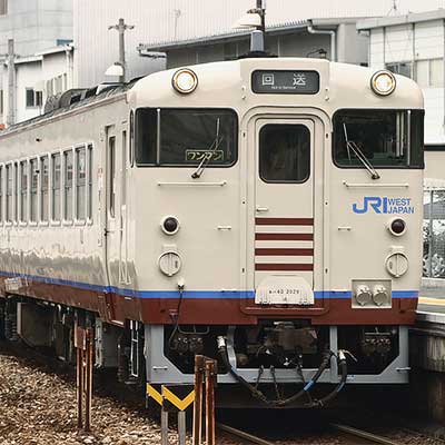 キハ40＋47，岡山へ転属回送｜鉄道ニュース｜2009年4月21日掲載