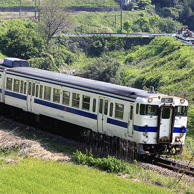 キハ47の4連，“有田陶器市号”で冷水越え｜鉄道ニュース｜2009年4月30日