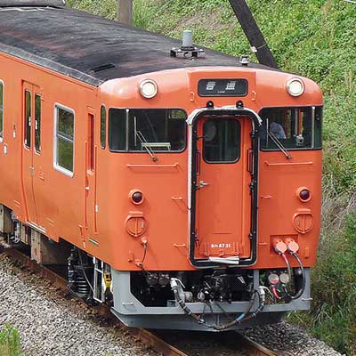 もと姫新線色キハ47 31，朱色5号塗装に｜鉄道ニュース｜2009年5月20日