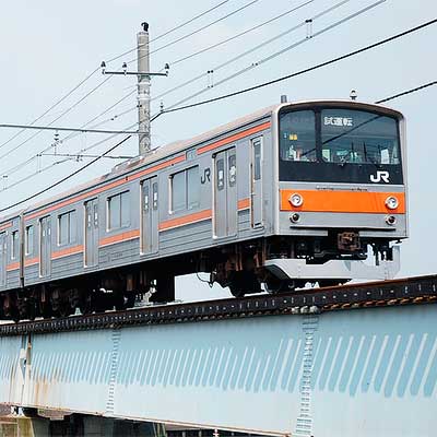 武蔵野線205系が試運転で鶴見へ｜鉄道ニュース｜2009年8月21日掲載