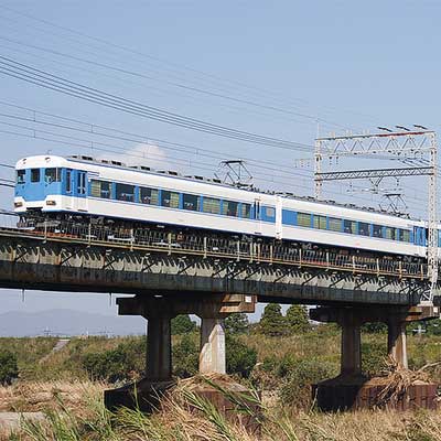 近鉄18400系「あおぞらⅡ」，久しぶりに京都まで入線｜鉄道