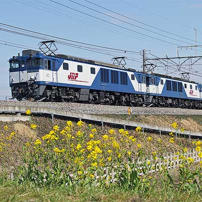 高崎線の紙輸送列車がEF64重連けん引に｜鉄道ニュース｜2010年3