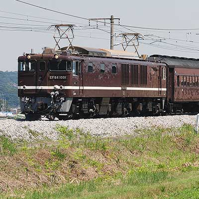 ぷちこ。　1001 EF64 1001＋DE10 1704が長野総合車両センターへ｜鉄道ニュース