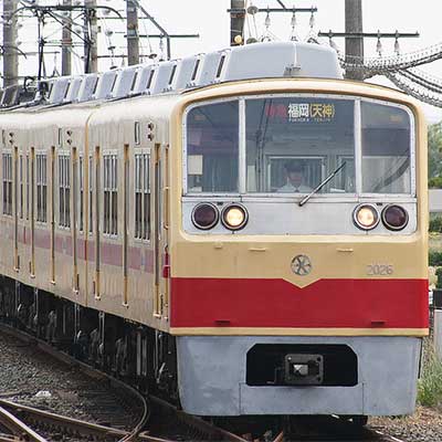 西鉄2000形が旧社章復元後初の特急運用に｜鉄道ニュース｜2010年10月14
