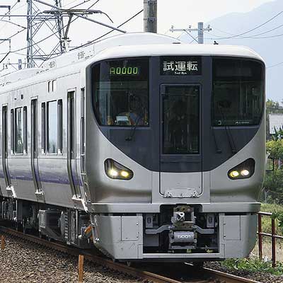 225系5000番台と223系0番台が併結試運転｜鉄道ニュース｜2010年