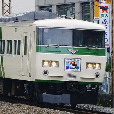 団体臨時列車“特急踊り子30周年記念号”運転｜鉄道ニュース｜2011年10月