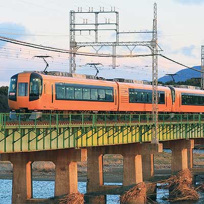 近鉄，大阪上本町—鳥羽間で10連特急運転｜鉄道ニュース｜2012年1月3日
