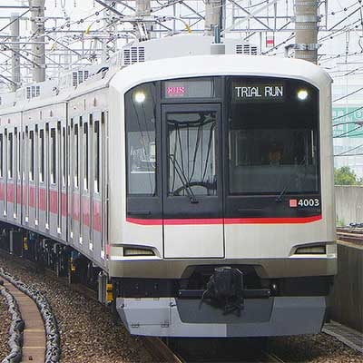 東急5050系4000番台2本が有楽町線で試運転｜鉄道ニュース｜2012年5月11
