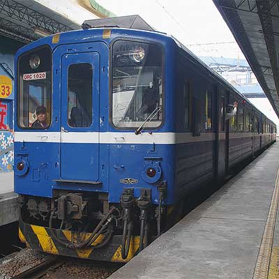 台湾鉄路管理局DR1000系気動車に青色塗装車が登場｜鉄道ニュース｜2013