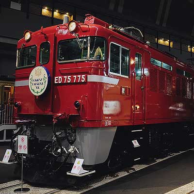 鉄道博物館 ED75 775に「ORIENT EXPRESS '88」ヘッドマーク｜鉄道