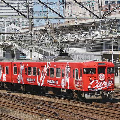 115系「カープ応援ラッピングトレイン」の運転開始｜鉄道ニュース