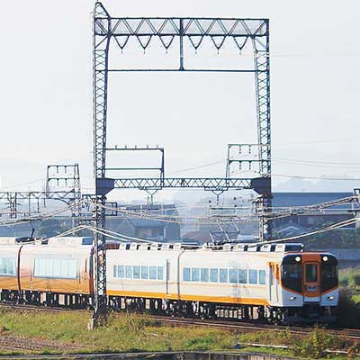 吉野特急，新旧塗装による異形式4編成で運転｜鉄道ニュース｜2016年11