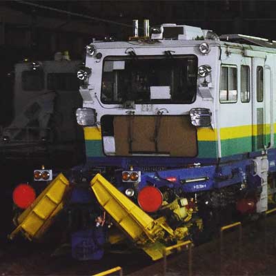 バラストレギュレータが甲種輸送される｜鉄道ニュース｜2016年12月20日