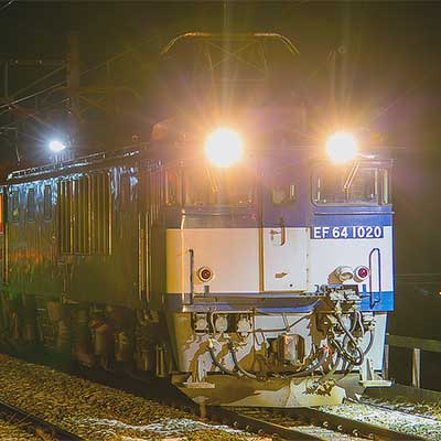 篠ノ井線でEF64形1000番台の四重連単機が走る｜鉄道ニュース｜2017年1