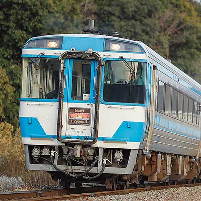 JRキハ185系 アイランドエクスプレス四国Ⅱ アイランドエクスプレス四国Ⅱ」による団臨運転｜鉄道ニュース