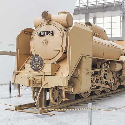 段ボール製のD51が別府市内で展示される｜鉄道ニュース｜2019年4月30日