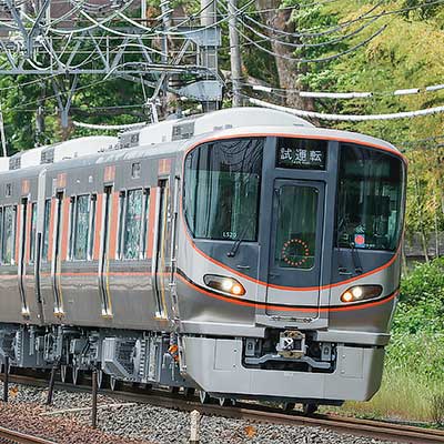 1185編成 E233系7000番台 埼京線開業40周年記念ラッピング 先頭車（ハエ117編成