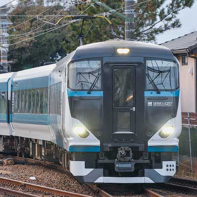 E257系2500番台がJR東海静岡支社管内で日中に試運転｜鉄道ニュース
