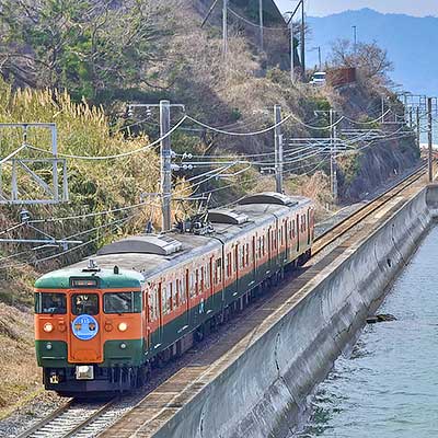 115系昇降ステップ(湘南色) 115系昇降ステップ(湘南色) 115系昇降ステップ(湘南色)