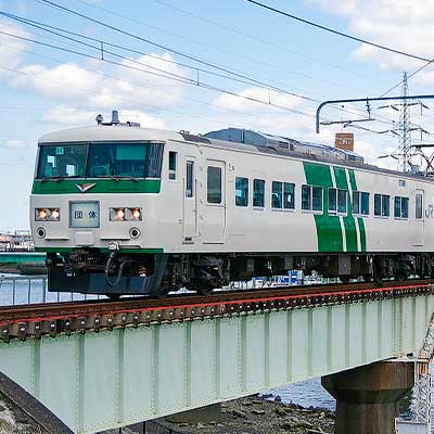 185系B6編成による団臨運転｜鉄道ニュース｜2022年5月1日掲載｜鉄道