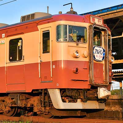 クハ455-701の運転席窓が白ゴム化される｜鉄道ニュース｜2022年5月4日