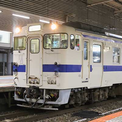 キハ47 8159「いさぶろう・しんぺい」が小倉総合車両センターへ