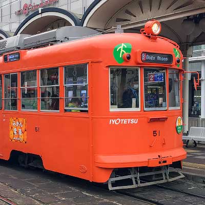 伊予鉄道で「みかん電車」運転｜鉄道ニュース｜2022年12月6日