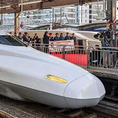 東海道新幹線開業60周年記念出発式開催｜鉄道ニュース｜2024年10月1日