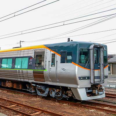 JR四国、リニューアル8000系を報道公開 - 12/23デビュー、写真65