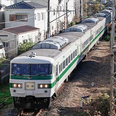 乗務員間連絡装置の台座 ステー 185系用？ 鉄道部品 鉄道古物 国鉄 JR 画像ギャラリー | JR東日本 「185系」の廃車部品を使用した工芸品を