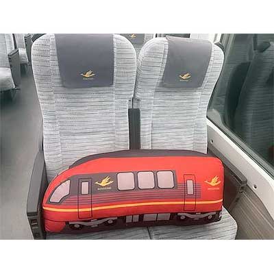 近鉄，「ひのとり抱き枕」発売｜鉄道ニュース｜2025年10月15日掲載